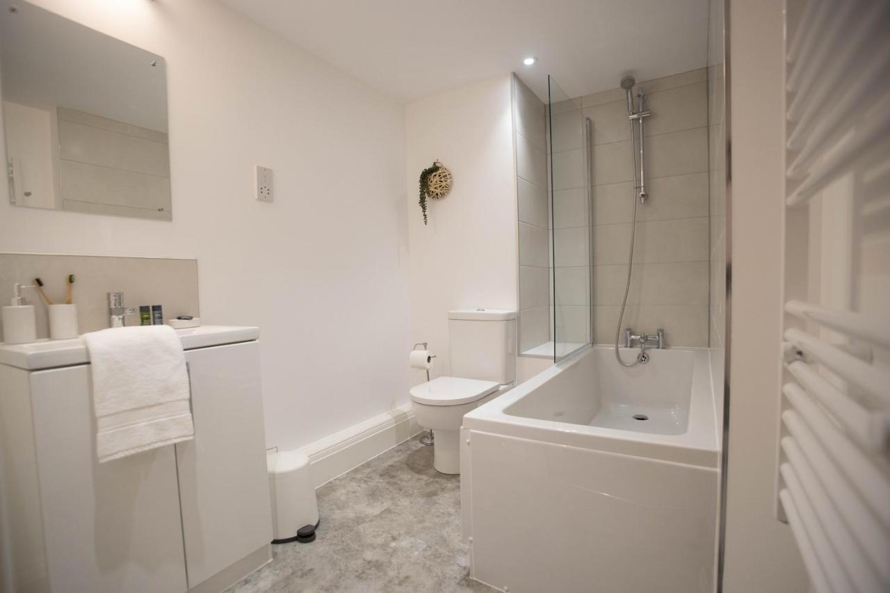Luxury Boutique Harbour Apartments - Heart Of Torquay - Near Babbacoombe & Beach المظهر الخارجي الصورة